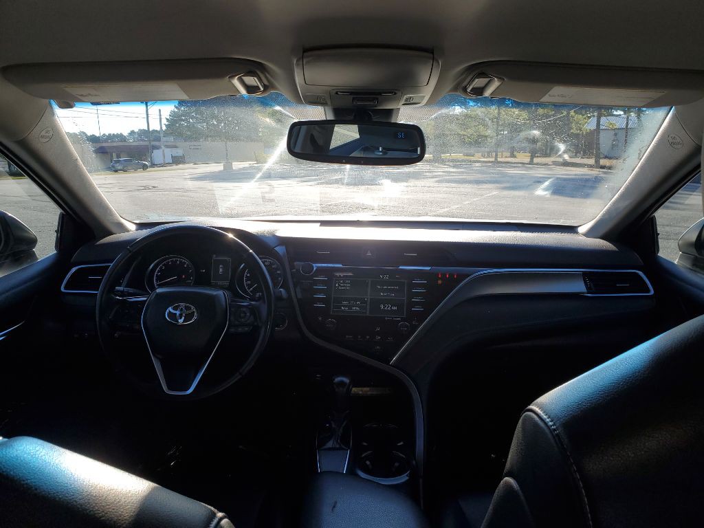 2018 Toyota Camry Image 39