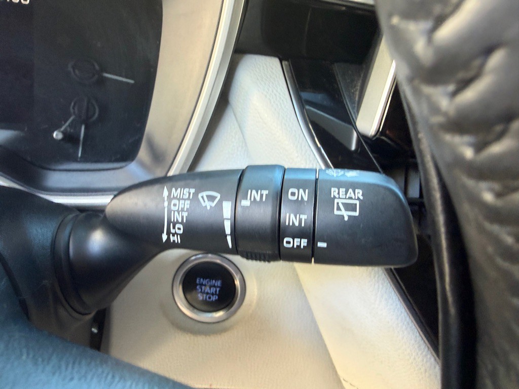 2019 Toyota Corolla Image 33