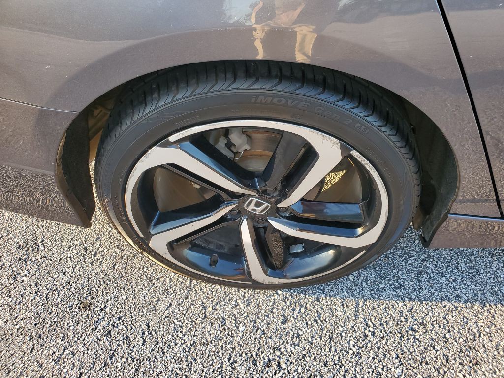 2020 Honda Accord Image 19