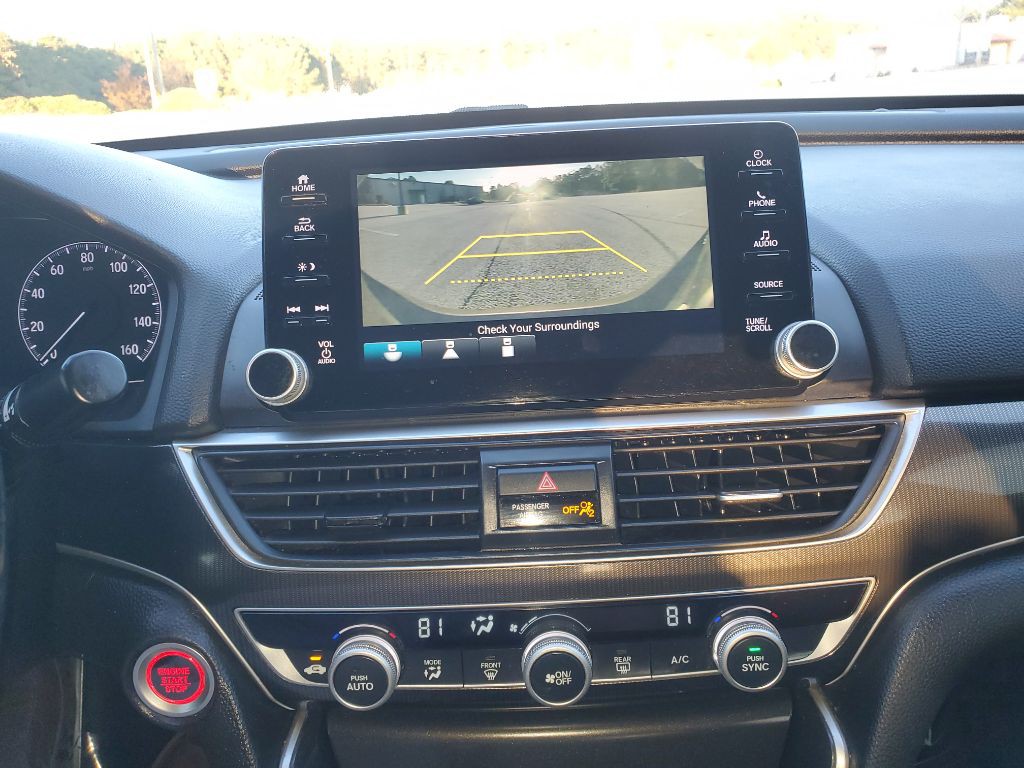 2020 Honda Accord Image 32