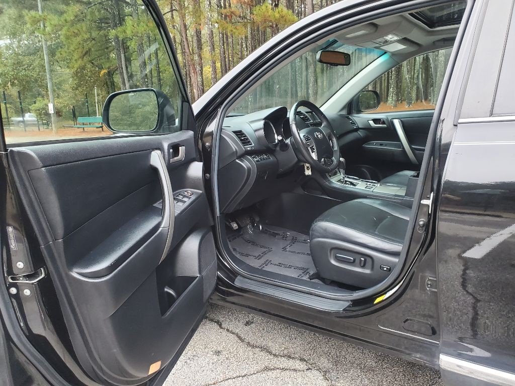 2013 Toyota Highlander Image 9