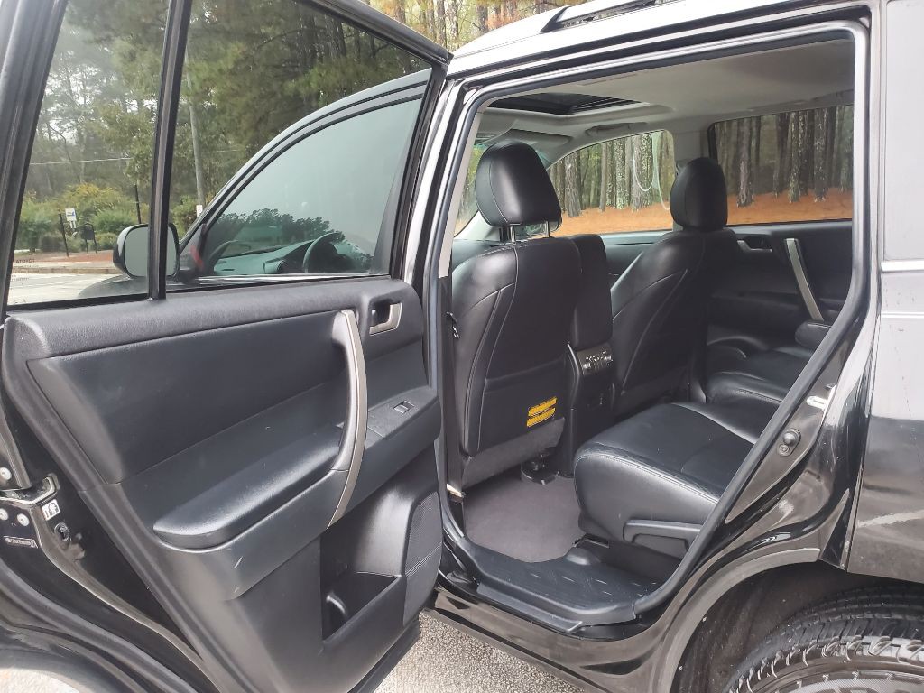 2013 Toyota Highlander Image 11