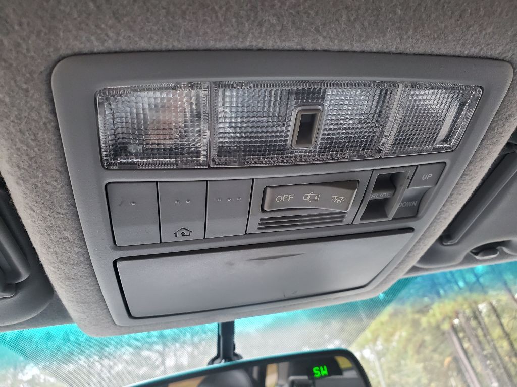 2013 Toyota Highlander Image 43