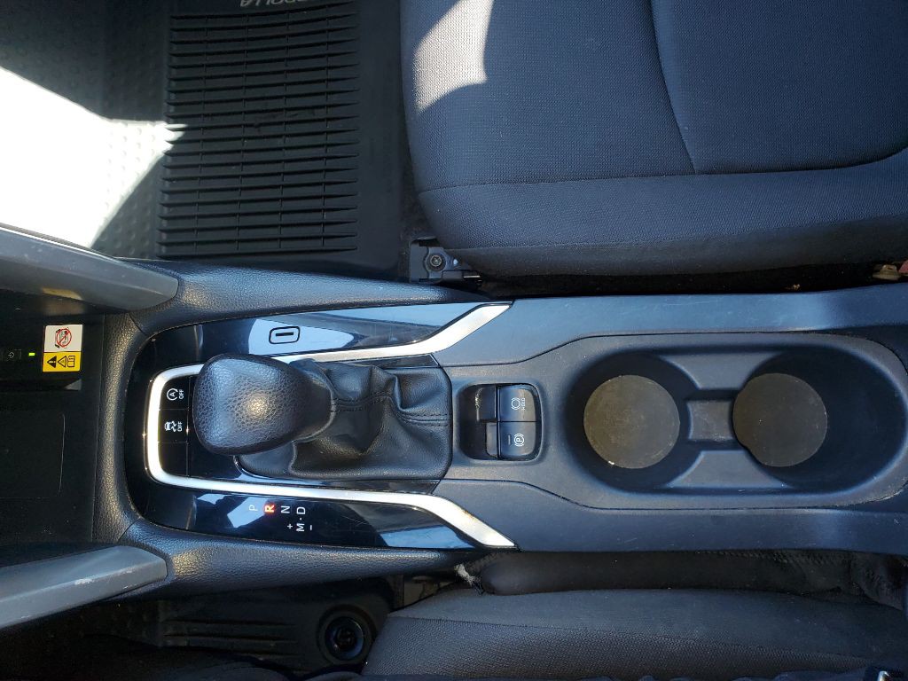2022 Toyota Corolla Image 38
