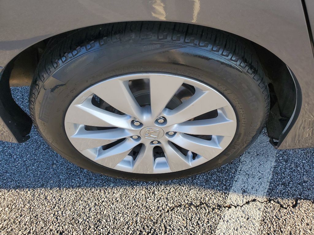 2013 Honda Accord Image 21