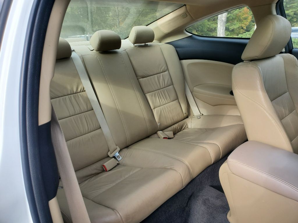 2012 Honda Accord Image 16