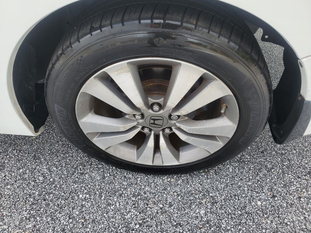 2012 Honda Accord Image 18