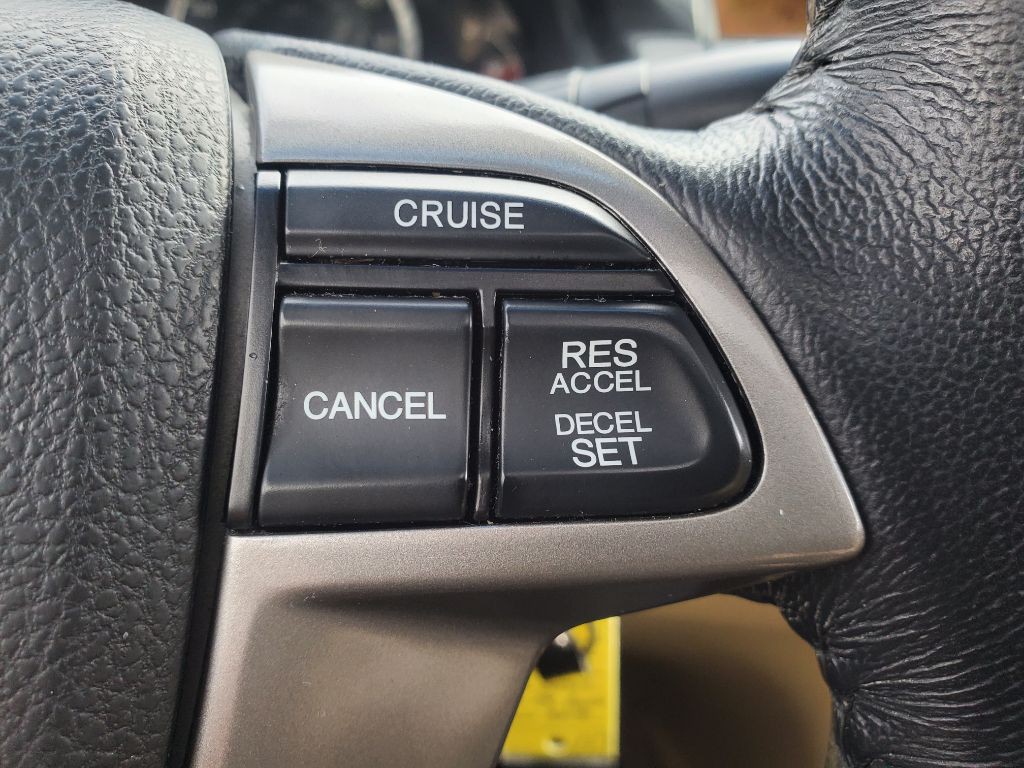 2012 Honda Accord Image 27