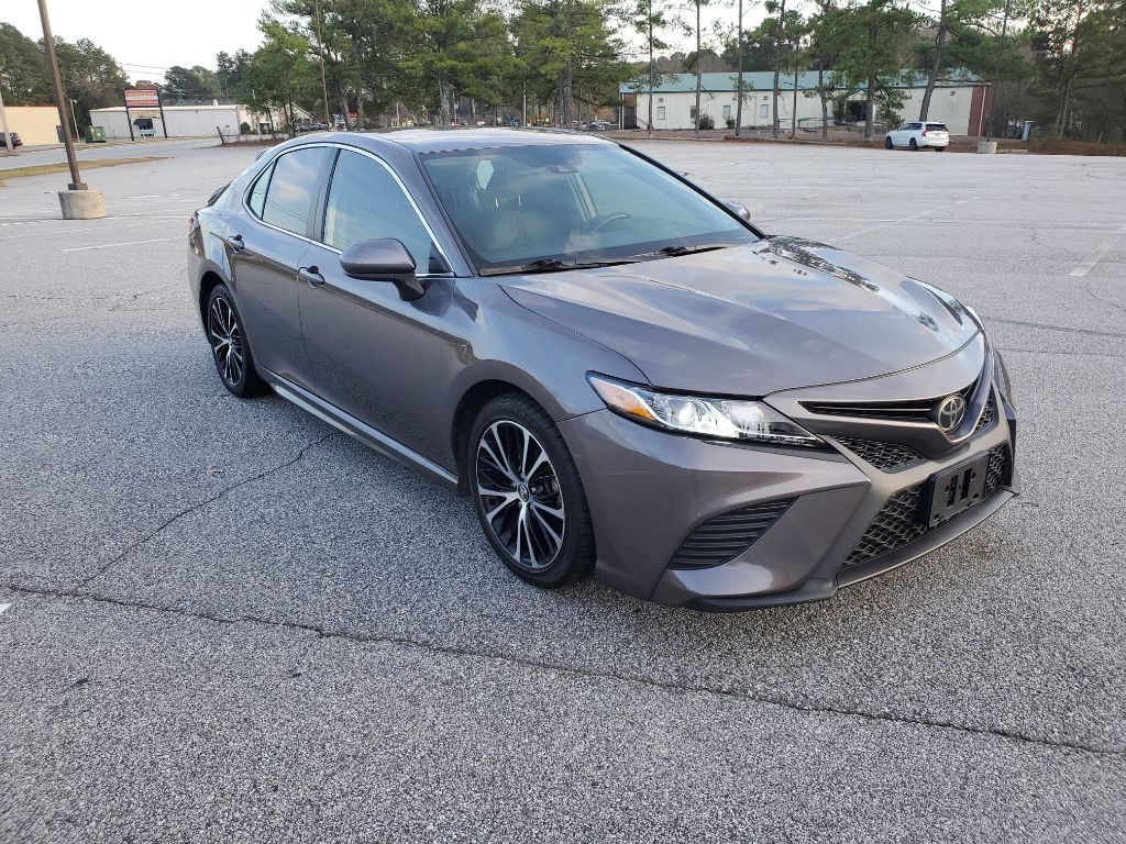 2020 Toyota Camry Image 2