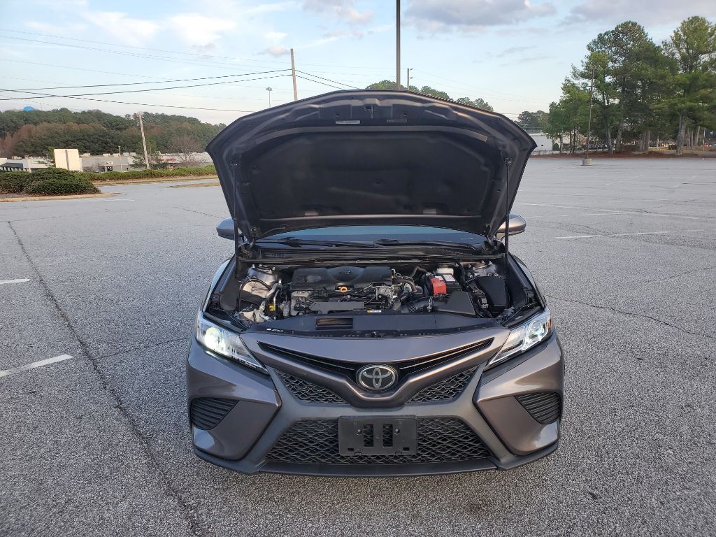 2020 Toyota Camry Image 18