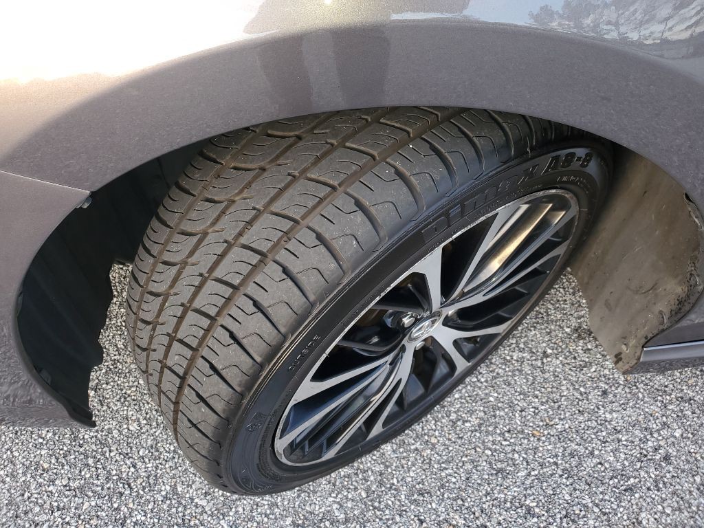 2020 Toyota Camry Image 22