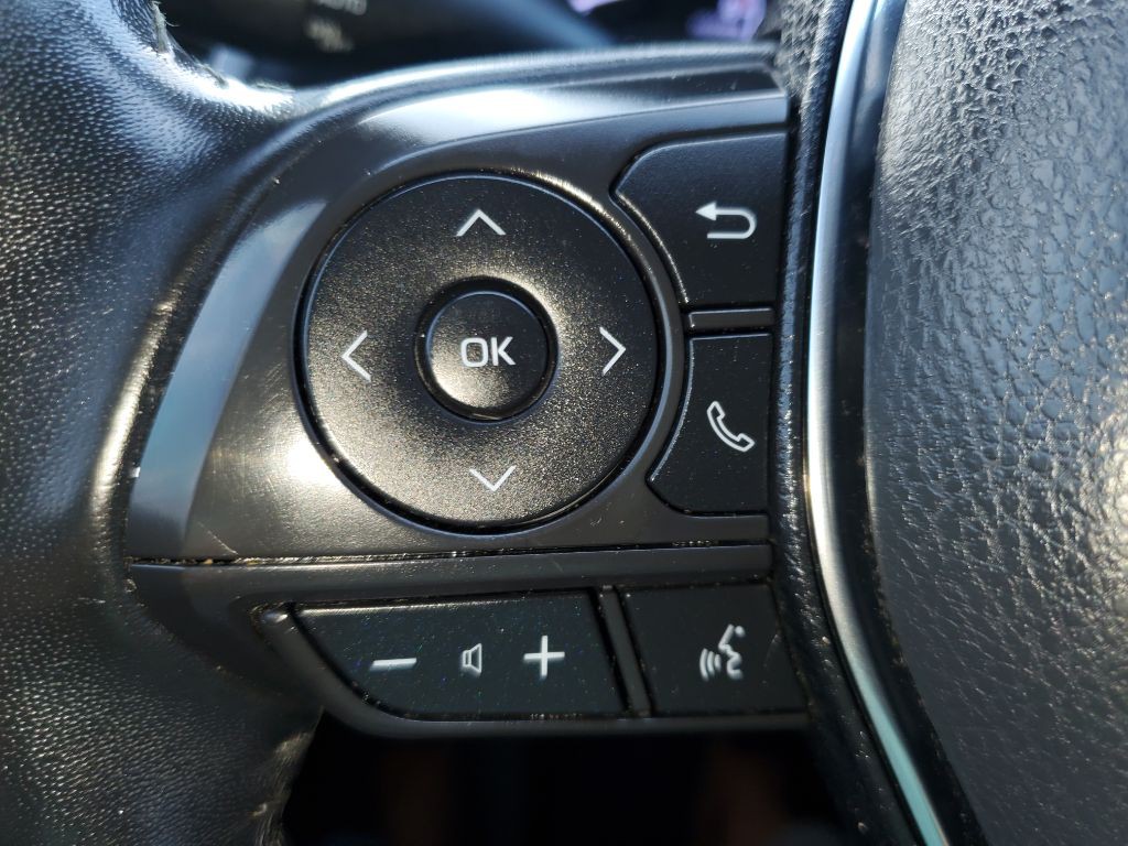 2020 Toyota Camry Image 28