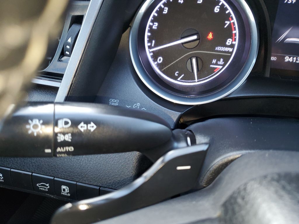 2020 Toyota Camry Image 29