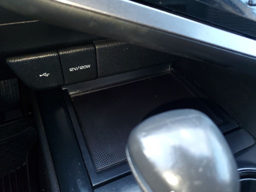 2020 Toyota Camry Image 35