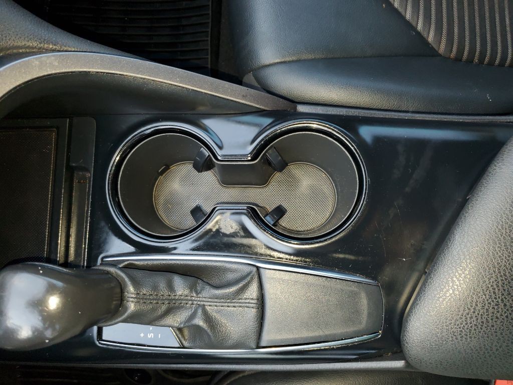 2020 Toyota Camry Image 36