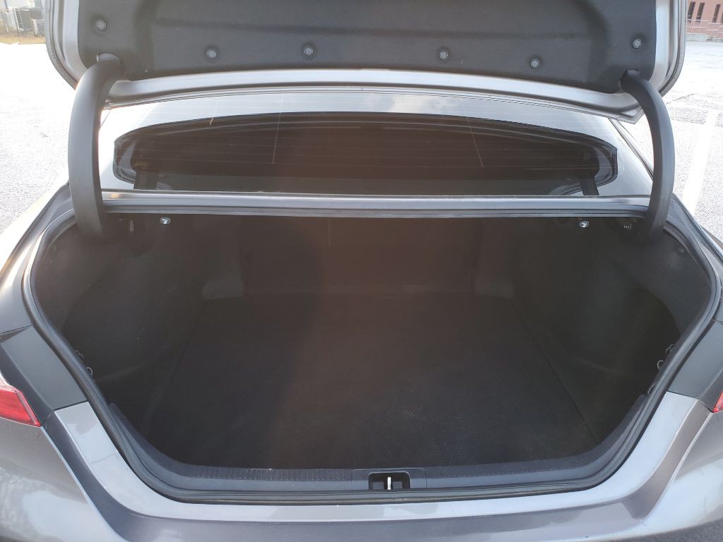 2020 Toyota Camry Image 41