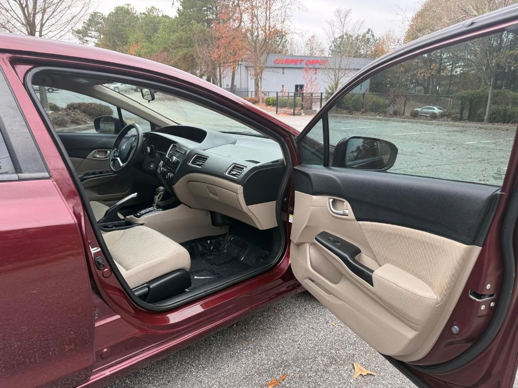 2015 Honda Civic Image 16