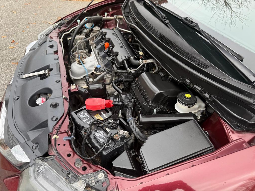 2015 Honda Civic Image 25