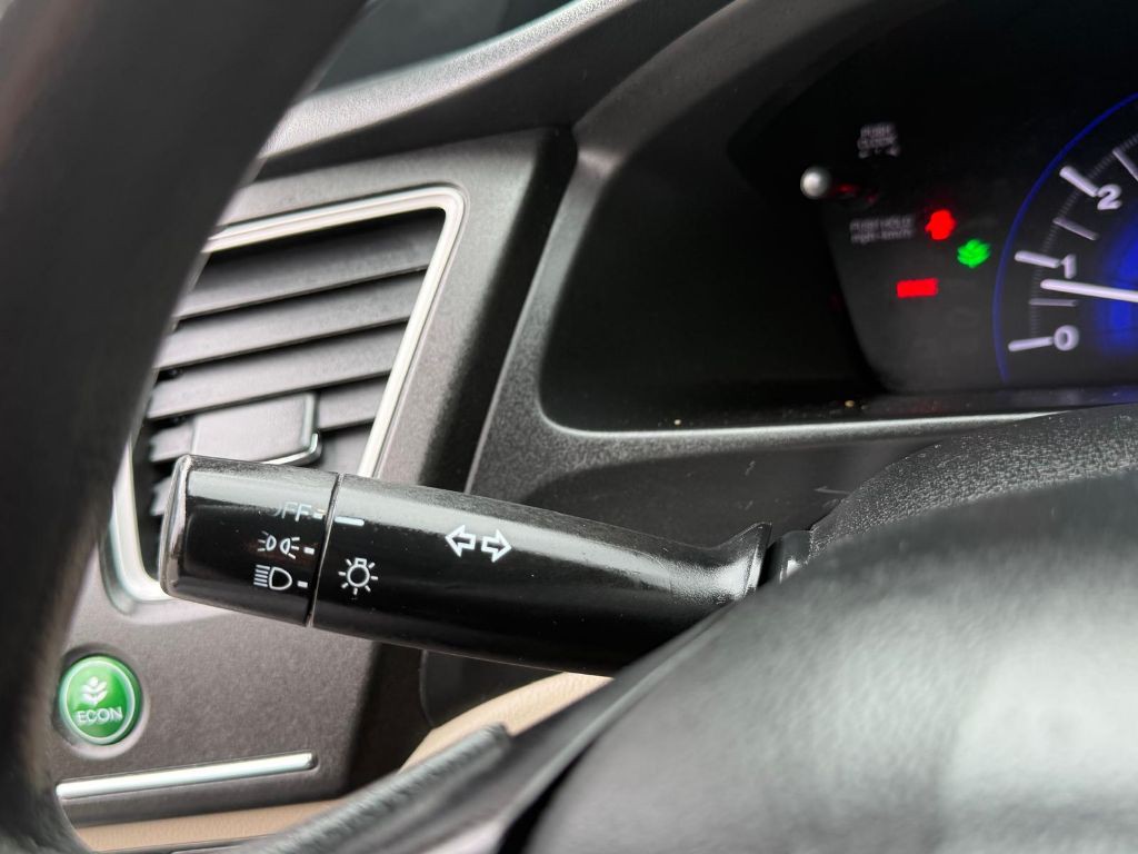 2015 Honda Civic Image 33