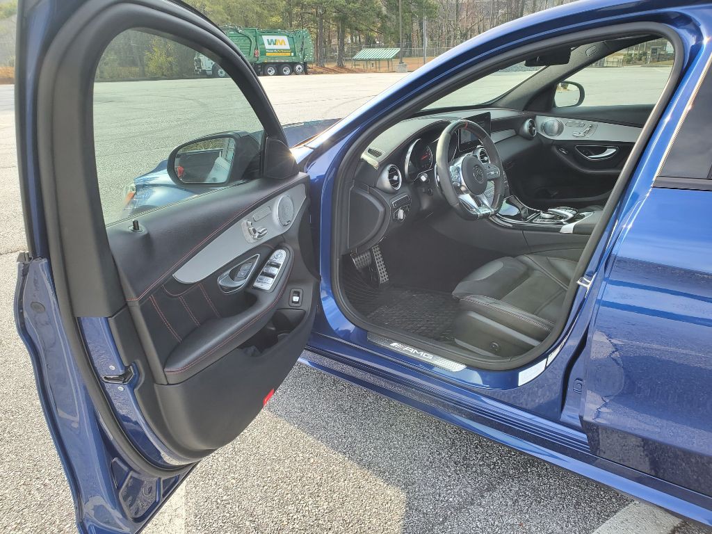 2019 Mercedes-Benz C-Class Image 9