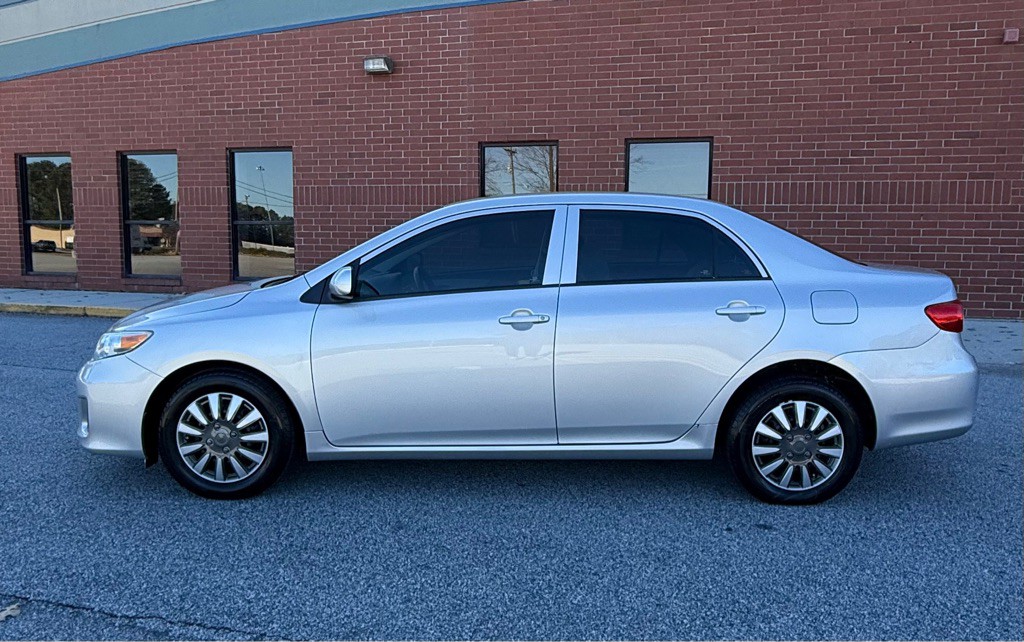 2012 Toyota Corolla Image 4