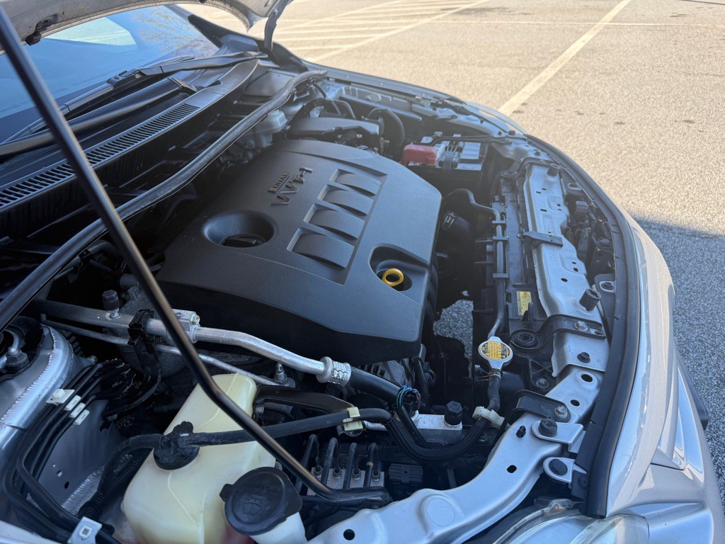 2012 Toyota Corolla Image 25