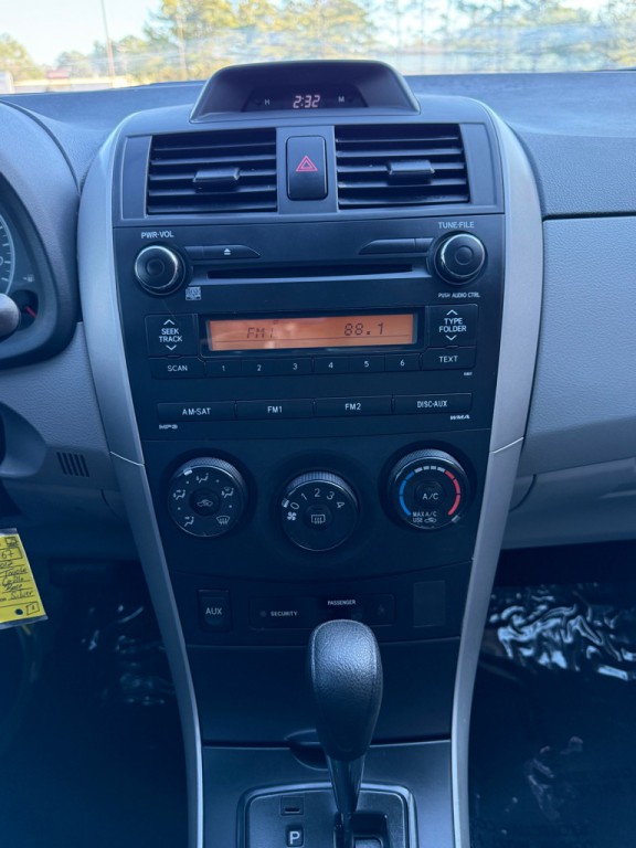 2012 Toyota Corolla Image 33