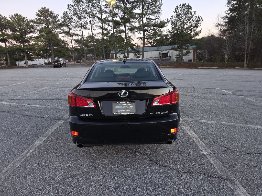 2010 Lexus IS Image 6