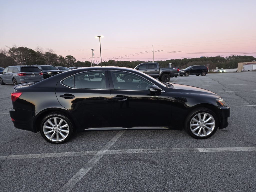2010 Lexus IS Image 8