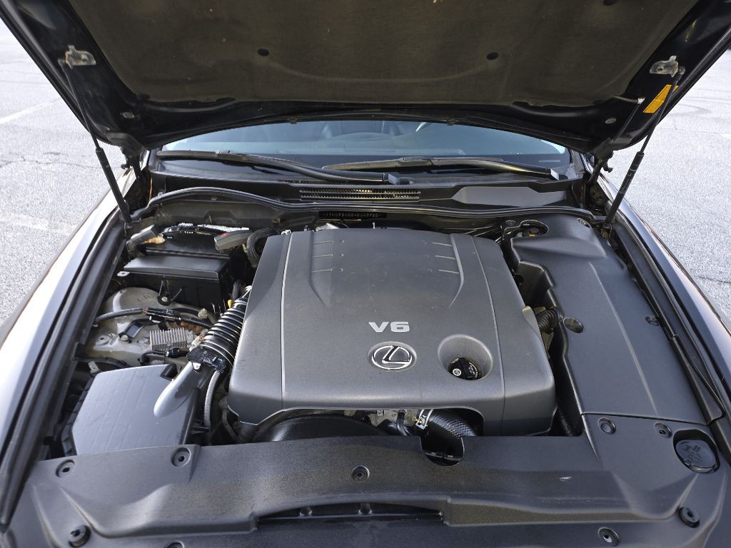 2010 Lexus IS Image 28