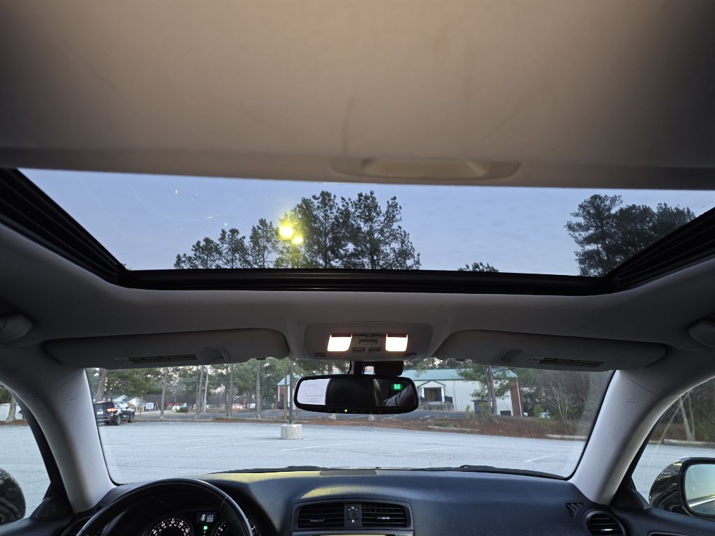 2010 Lexus IS Image 42