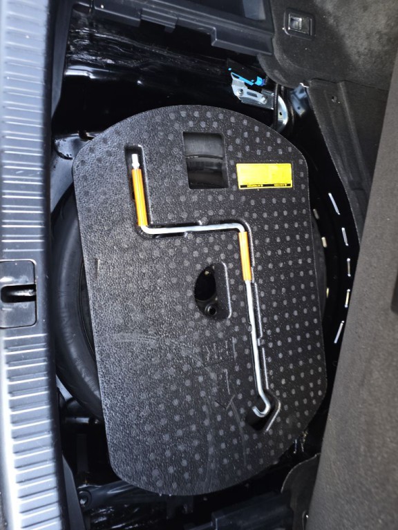 2010 Lexus IS Image 46