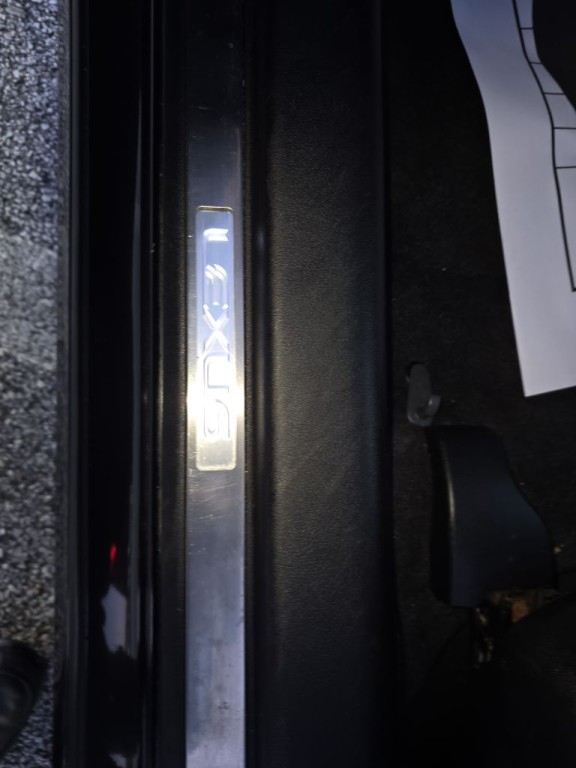 2010 Lexus IS Image 48