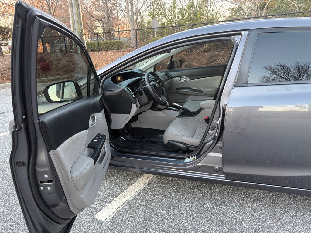 2014 Honda Civic Image 9