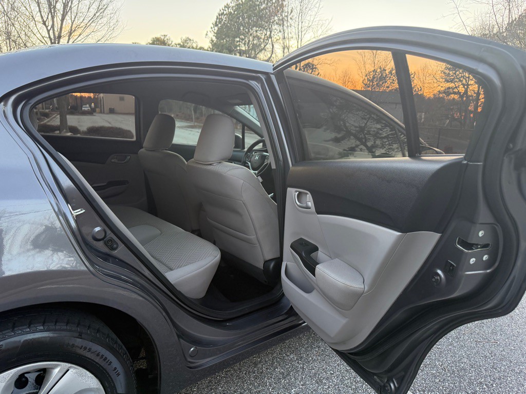 2014 Honda Civic Image 16