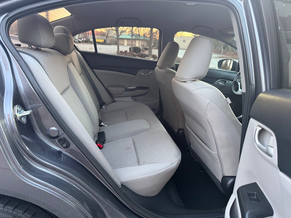 2014 Honda Civic Image 17