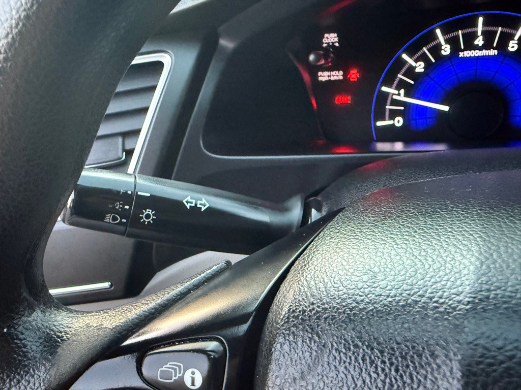 2014 Honda Civic Image 32