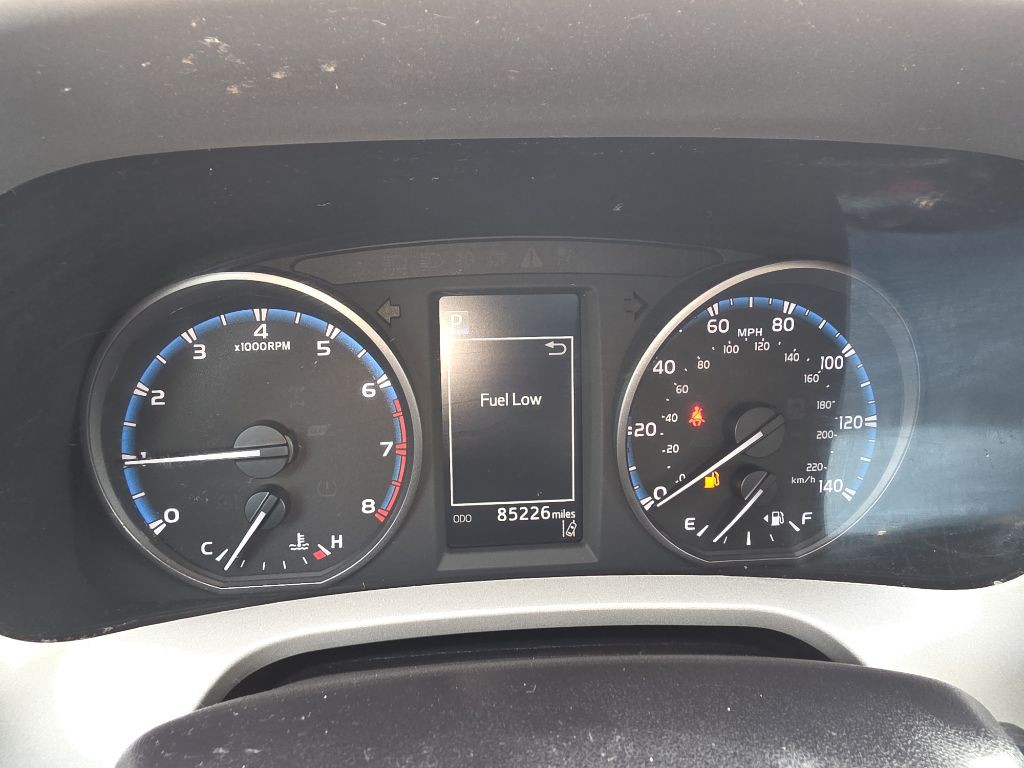 2017 Toyota Rav4 Image 30