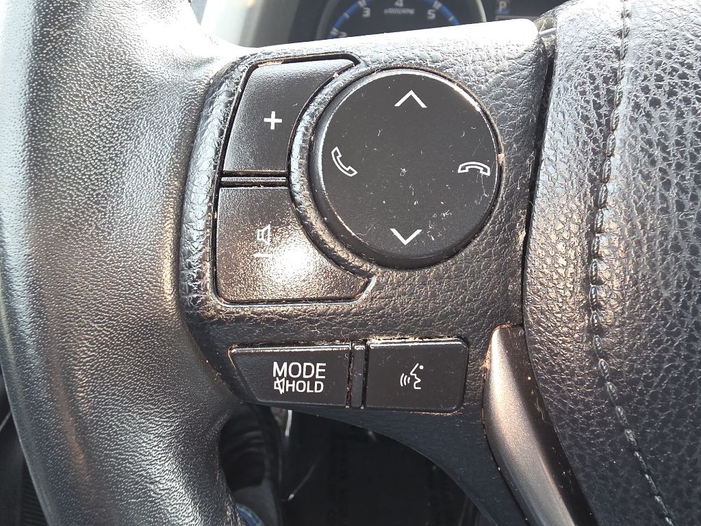 2017 Toyota Rav4 Image 31