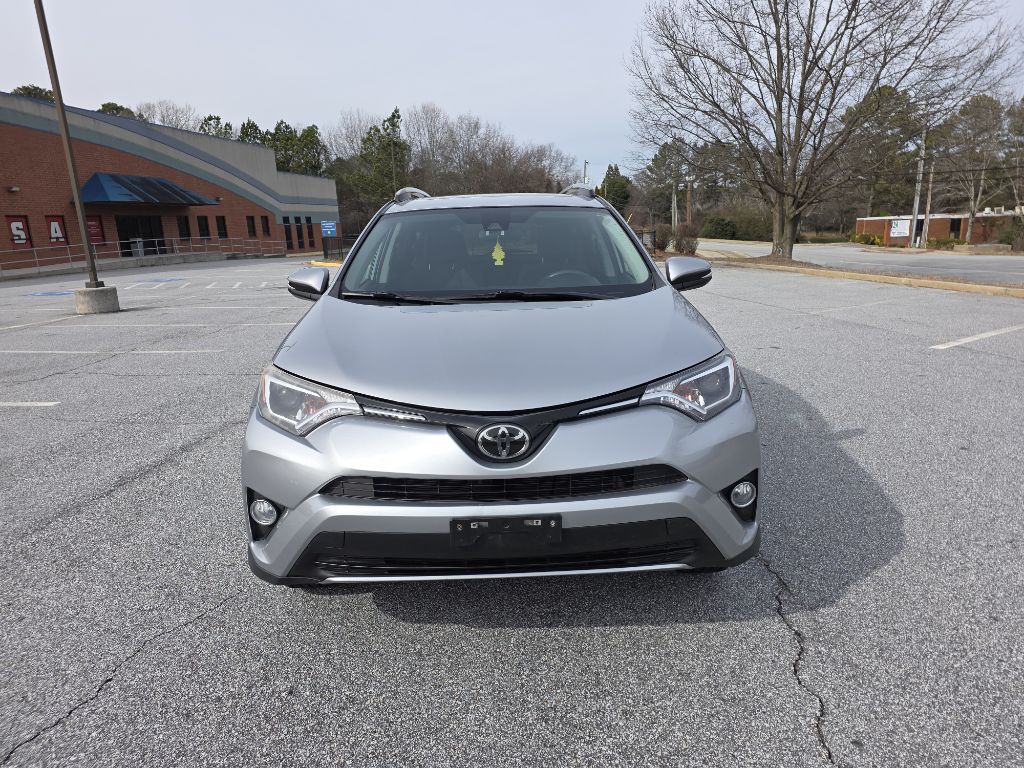2017 Toyota Rav4 Image 2