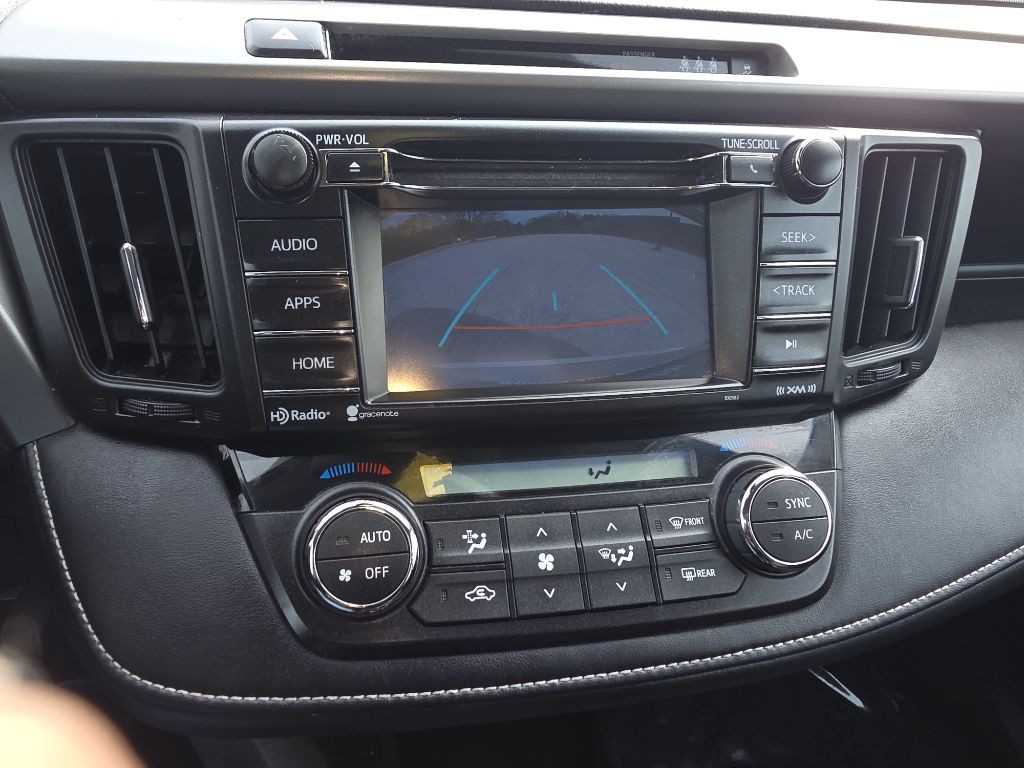 2017 Toyota Rav4 Image 38