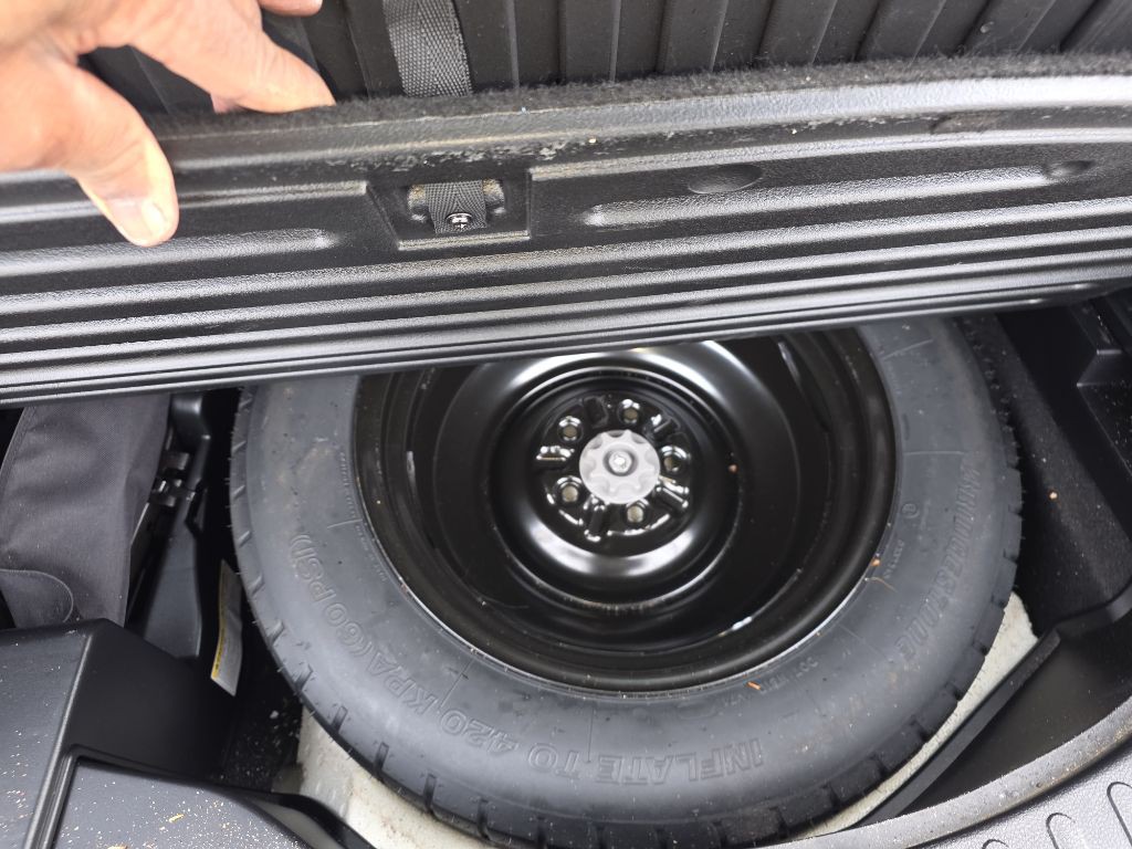 2017 Toyota Rav4 Image 45