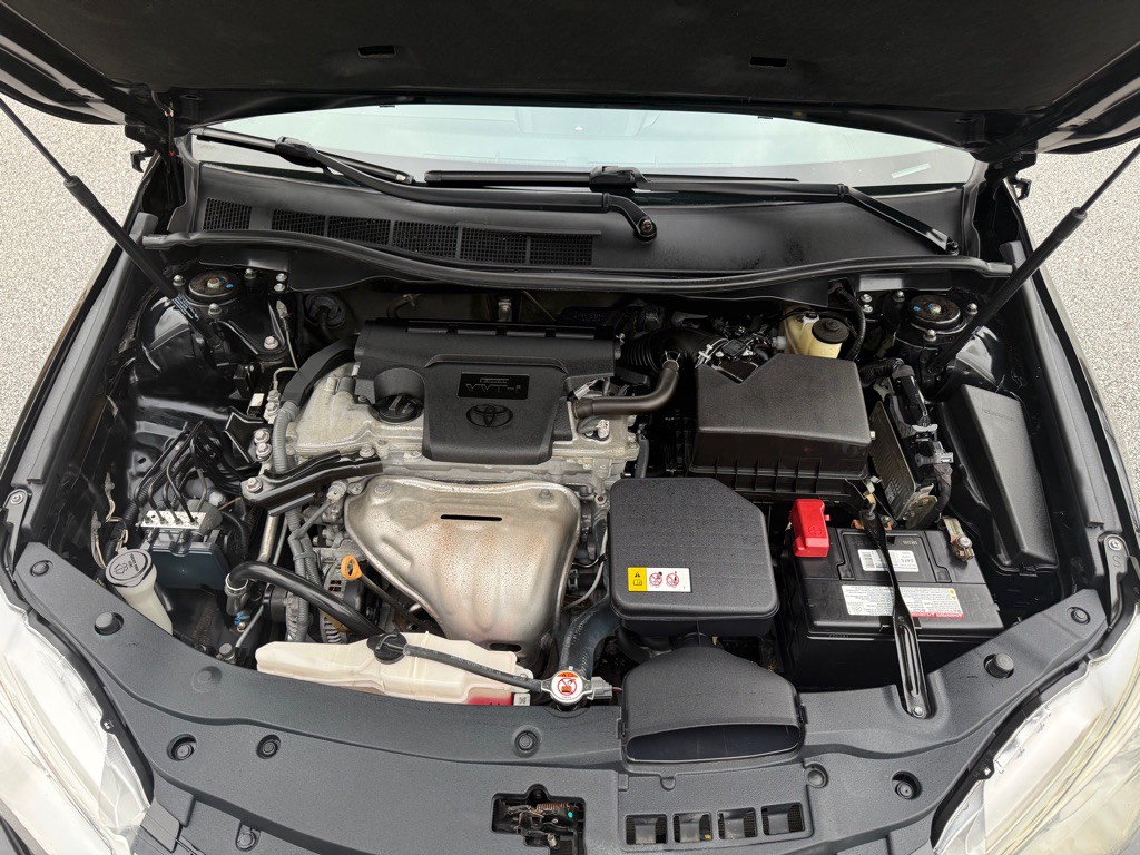 2017 Toyota Camry Image 23