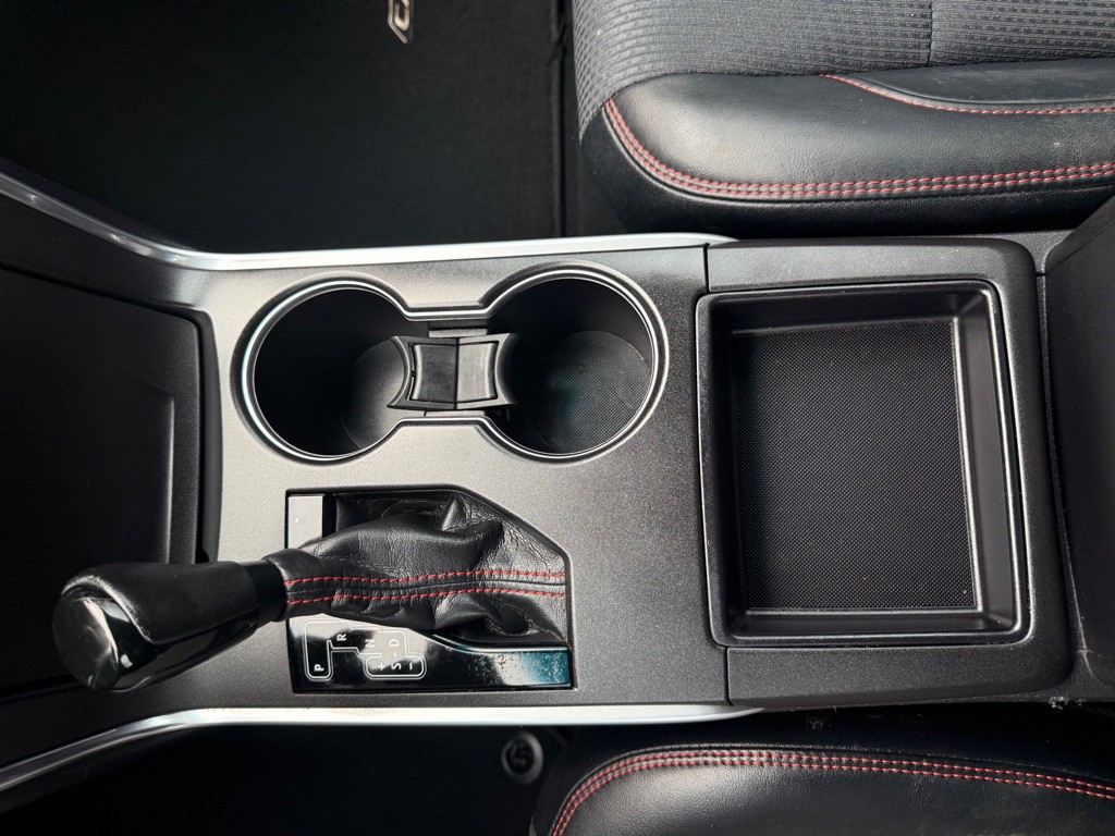 2017 Toyota Camry Image 37