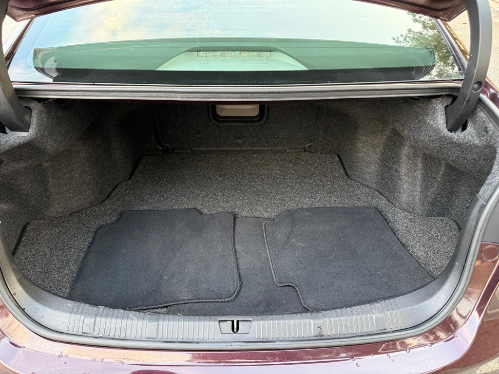 2013 Toyota Avalon Image 17