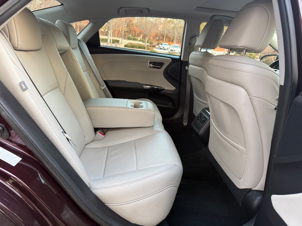 2013 Toyota Avalon Image 20