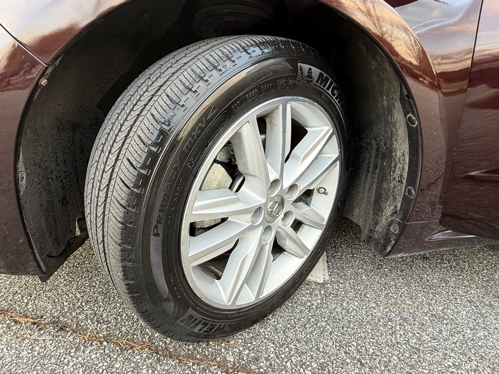 2013 Toyota Avalon Image 23