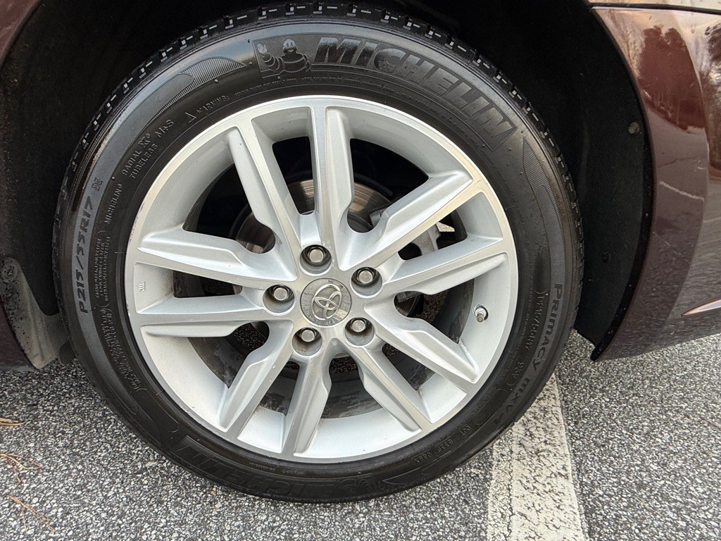 2013 Toyota Avalon Image 24