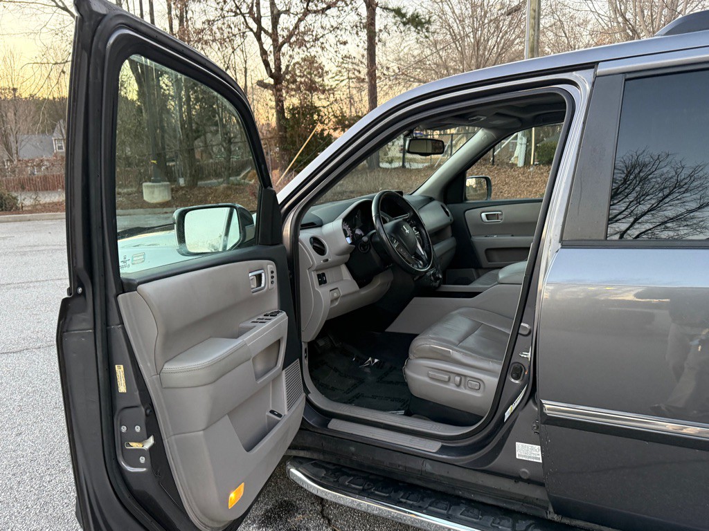 2014 Honda Pilot Image 9