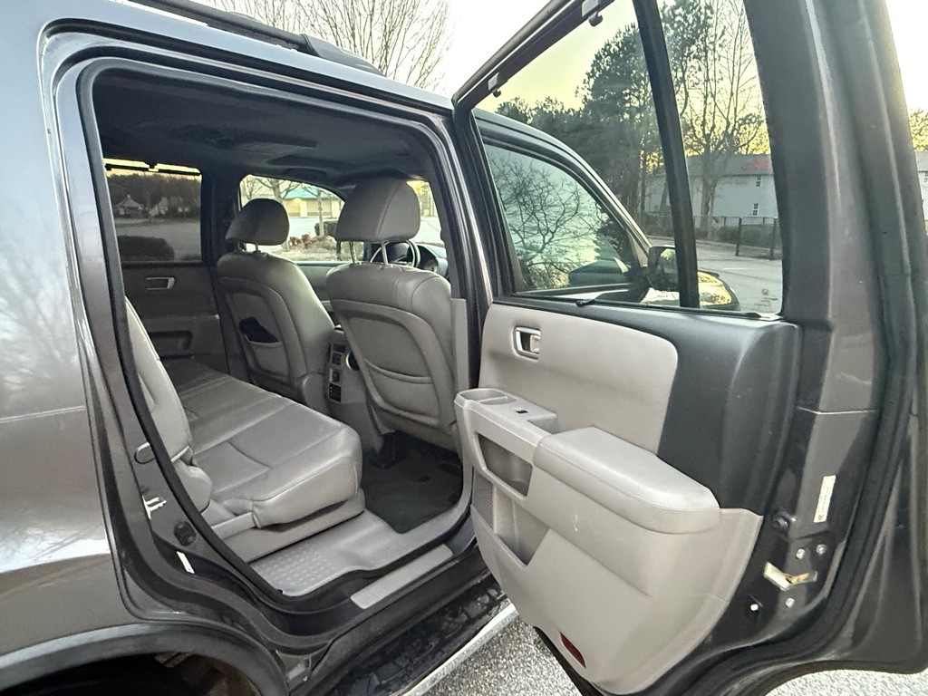 2014 Honda Pilot Image 15